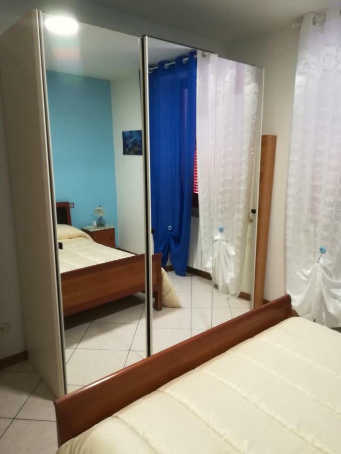 Affittacamere Lo Scoiattolo Di Mannocchi Lorella Porto Sant'Elpidio Bagian luar foto