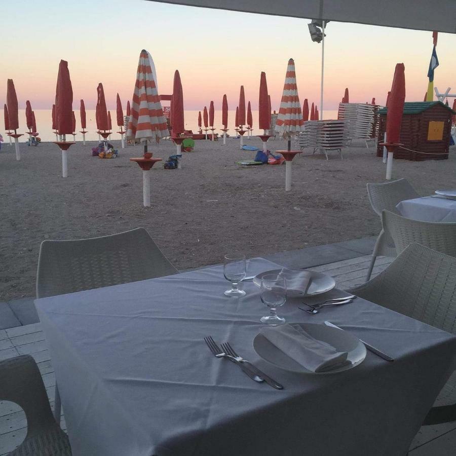 Affittacamere Lo Scoiattolo Di Mannocchi Lorella Porto Sant'Elpidio Bagian luar foto